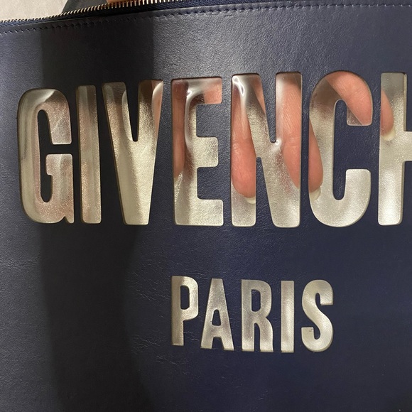 GIVENCHY Plate Iconic Clutch Bag Blue Leather - Picture 4 of 12